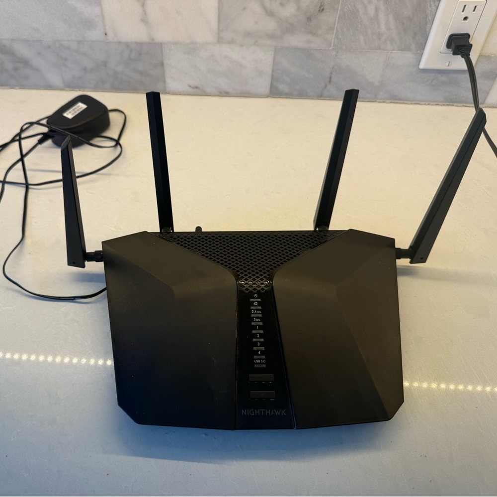 Netgear Nighthawk AX6 AX5200 6 Stream WiFi Router